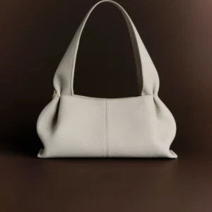 Alternative view of Numéro Neuf East West Edition Textured Chalk