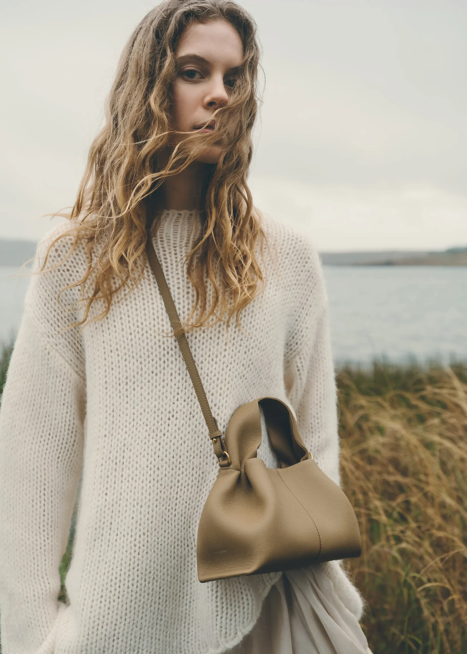 Numéro Neuf Mini Edition Textured Smoky Olive - Image 2